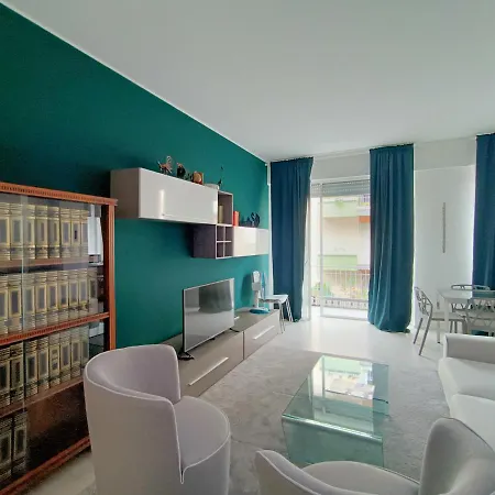 Joivy Elegant Flat For 6 With 2 Balconies Milan
